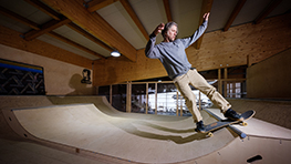 Skater boy: Building dreams
 
Skater boy: Building dreams